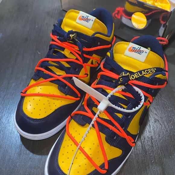 Off white x dunk low university gold size 9 - Picture 14 of 16